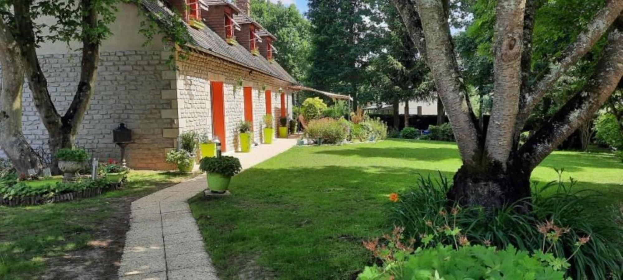 Bed and Breakfast Chambre D Hote Les Bosquets Cauge Exterior foto